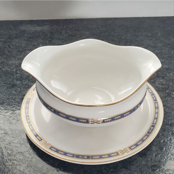 VINTAGE Syracuse Mistic Blue Gravy Boat on base - Picture 1 of 5